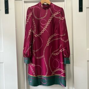 Ann Taylor Magenta Pink and Green Silky Chain Print Short Shift Dress Size Small